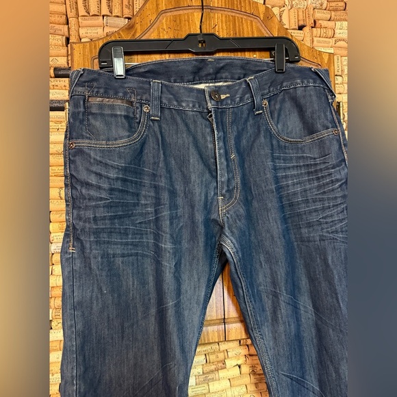 LEVI SELVEDGE 514 Slim Straight fit denim w leather pocket and patch size 36x30 - Picture 3 of 9